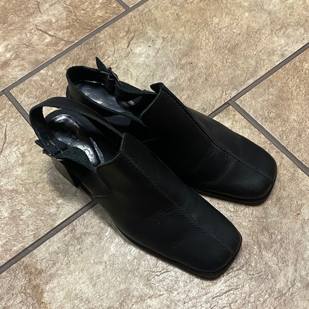 Calico Black Women's Size 7.5M Mules with Chunky Heels Collegiate Office